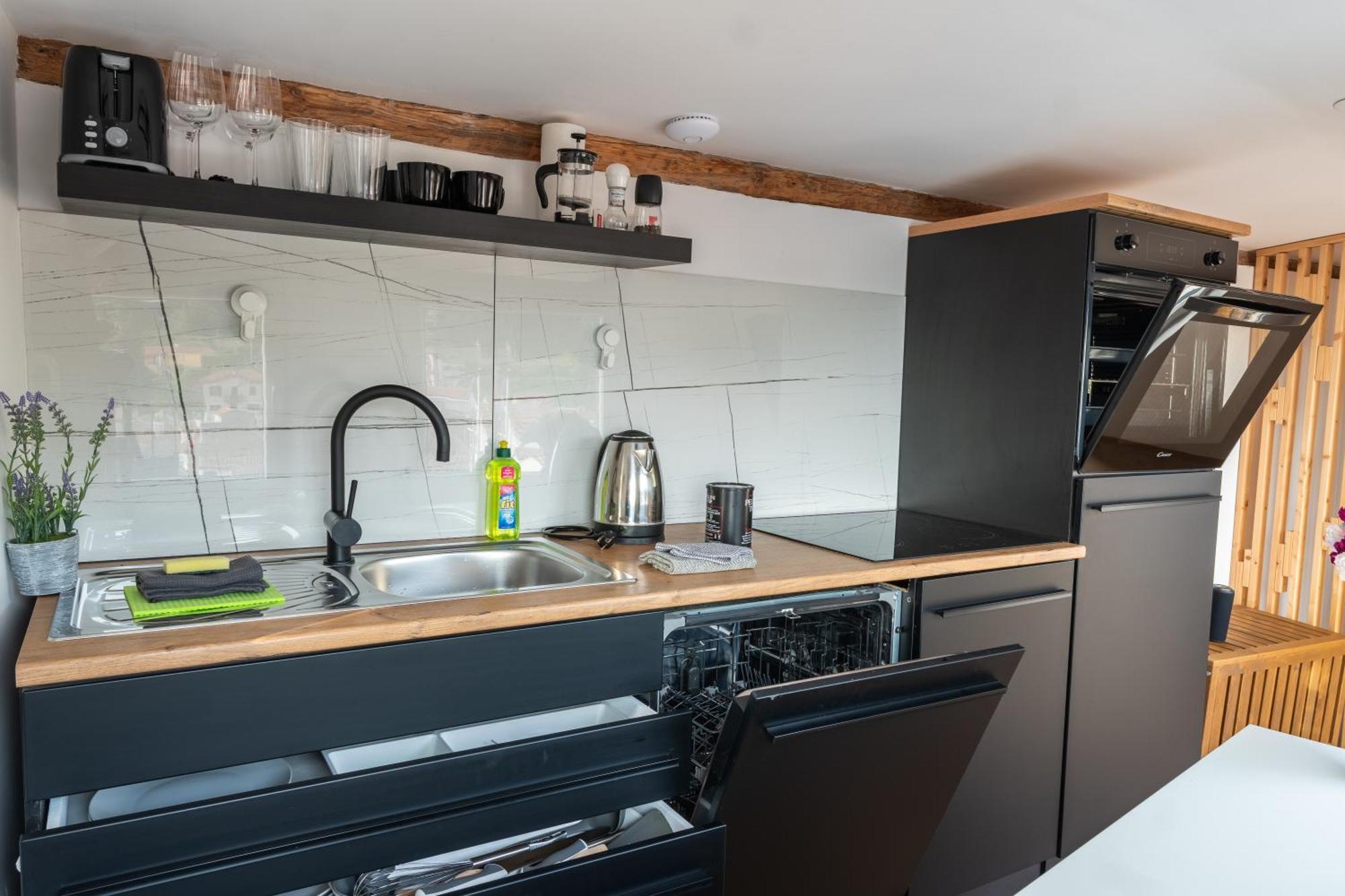 Via Paradiso Apartments Пиран Экстерьер фото