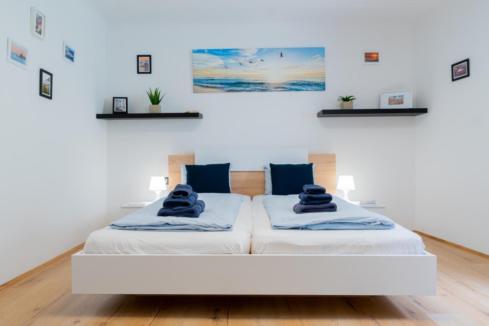 Via Paradiso Apartments Пиран Экстерьер фото