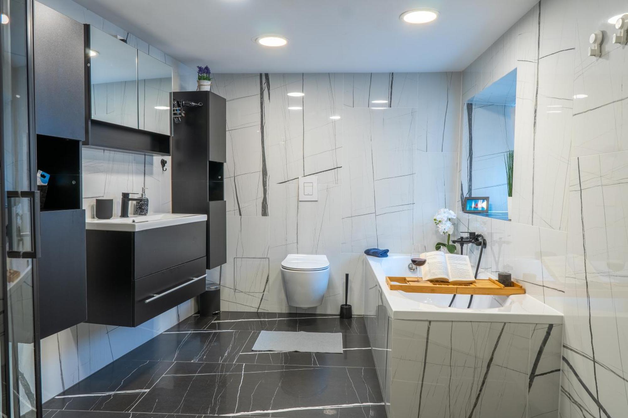 Via Paradiso Apartments Пиран Экстерьер фото