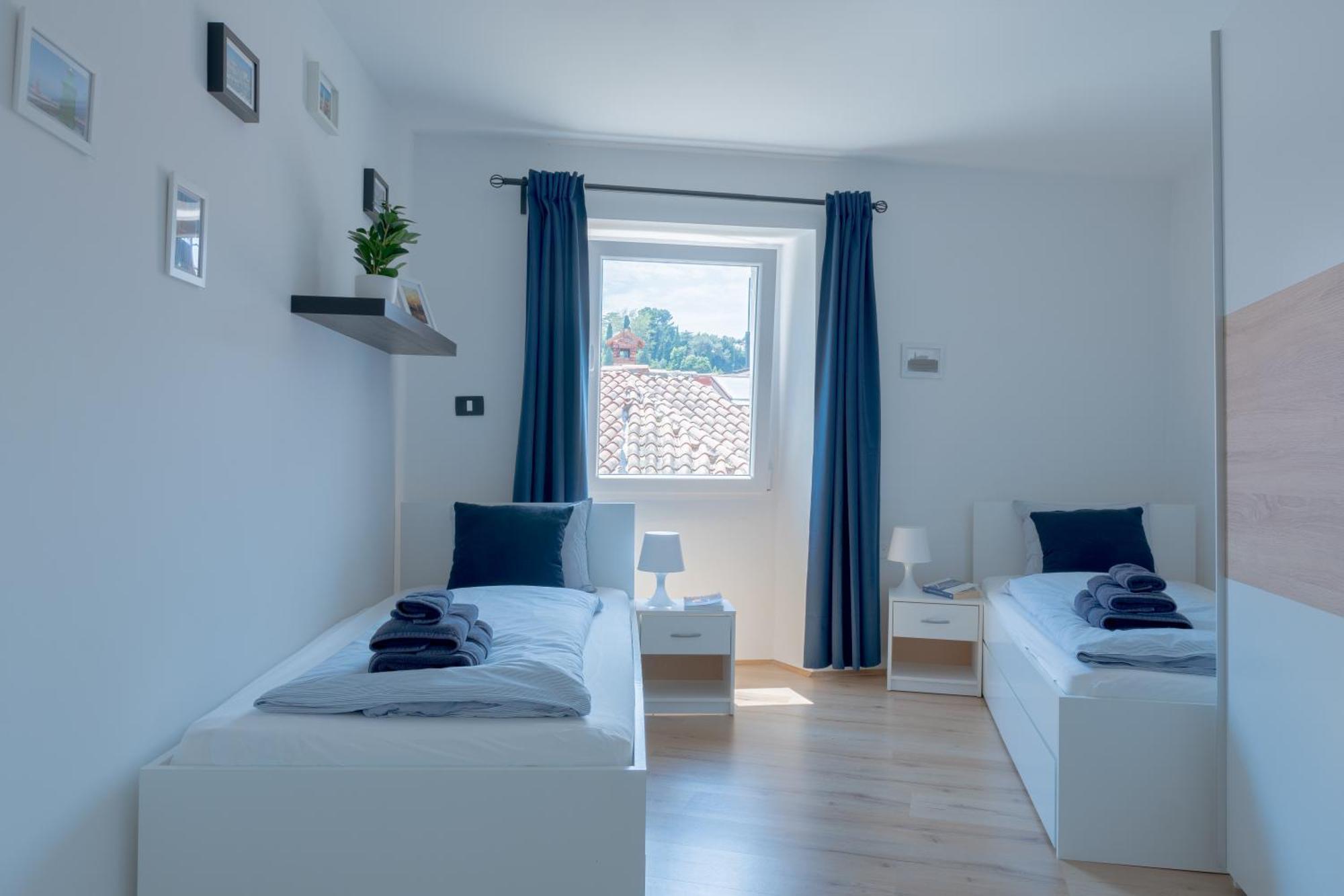Via Paradiso Apartments Пиран Экстерьер фото